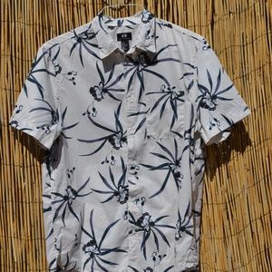 H&M Printed Button Up